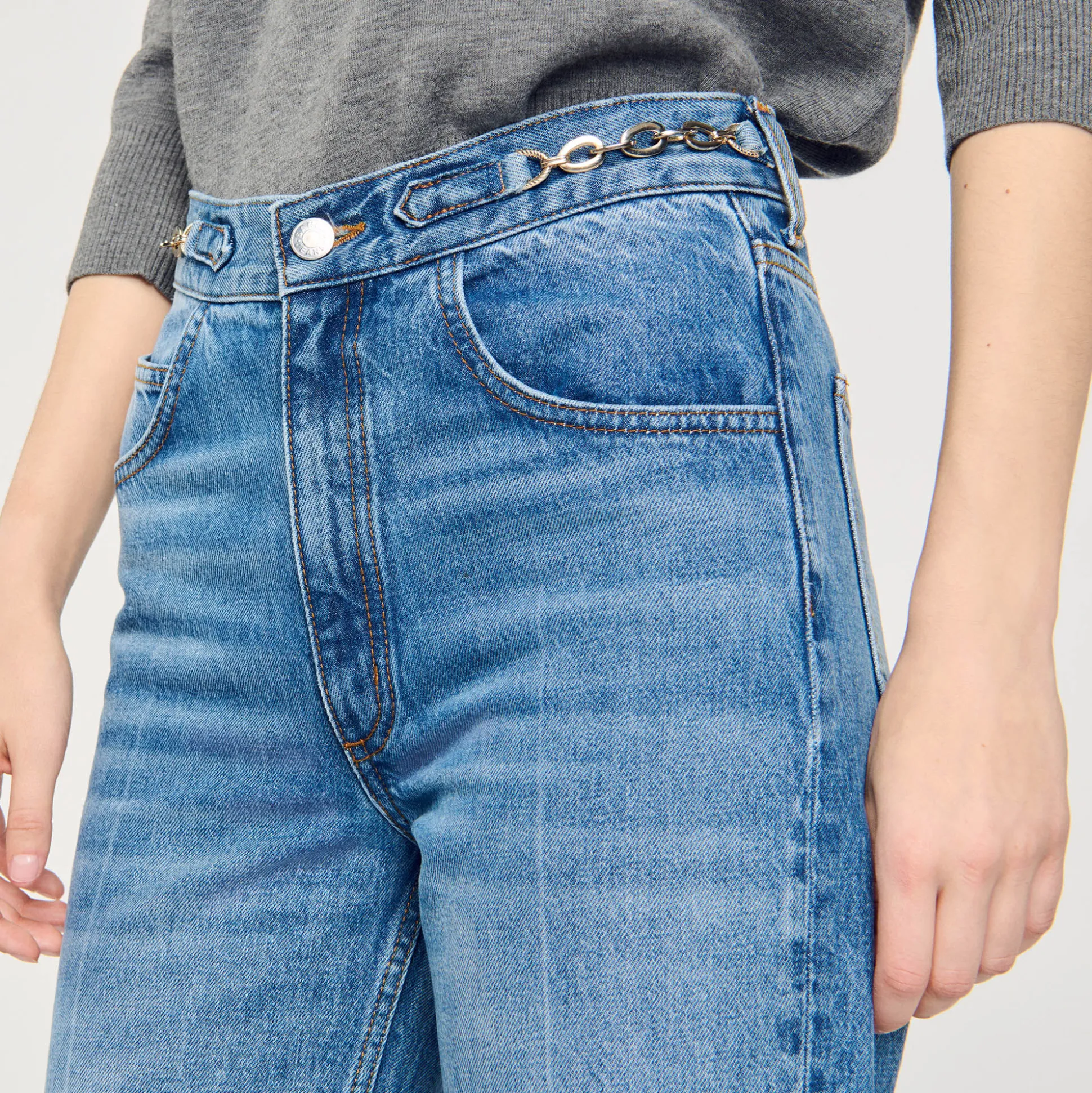 Jeans Con Dettaglio Cordoncino
