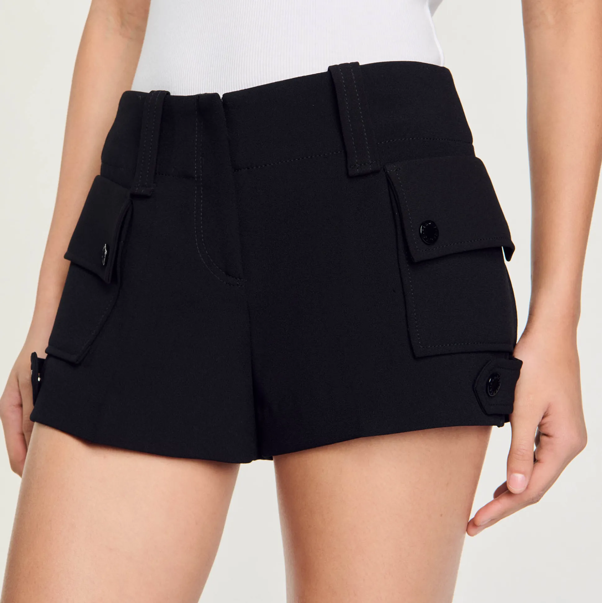 Shorts Corti Con Tasche