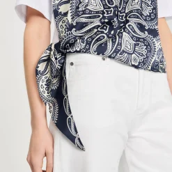 T-shirt A Foulard